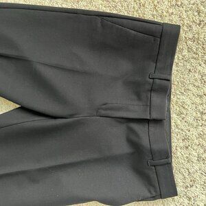 Ann Taylor Black  ankle pants Size 6T